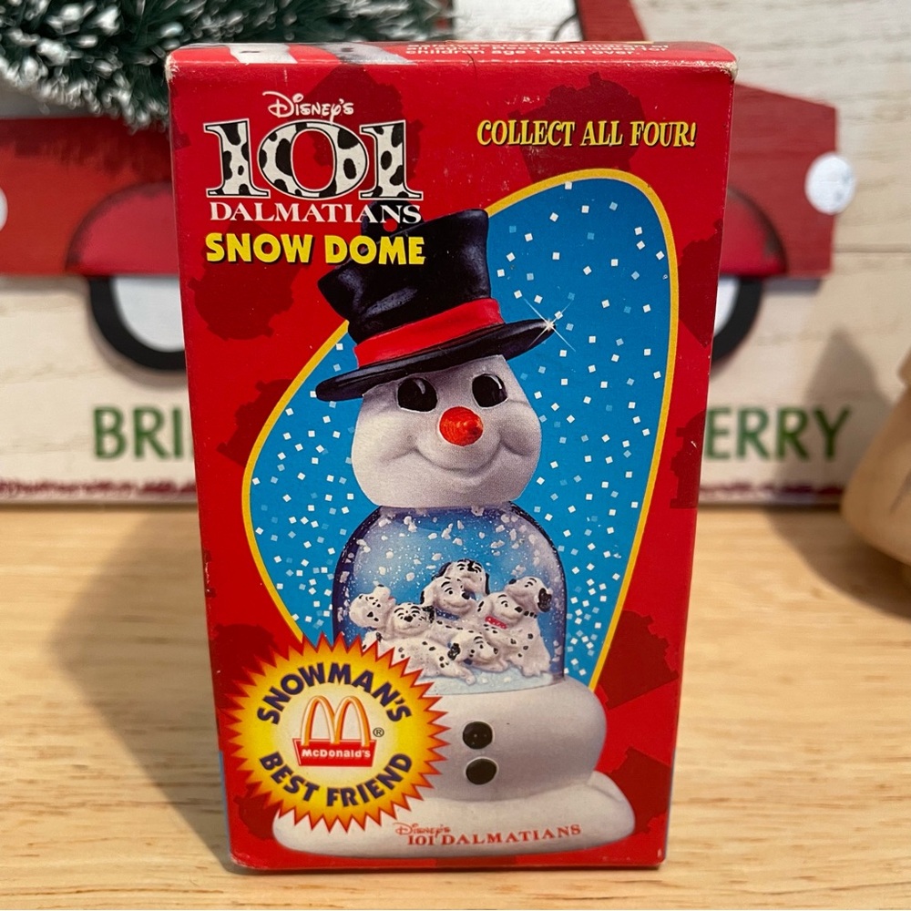 Disney’s 101 Dalmatians Snow Dome McDonalds Ornament 1996 Snowman’s Bestfriend